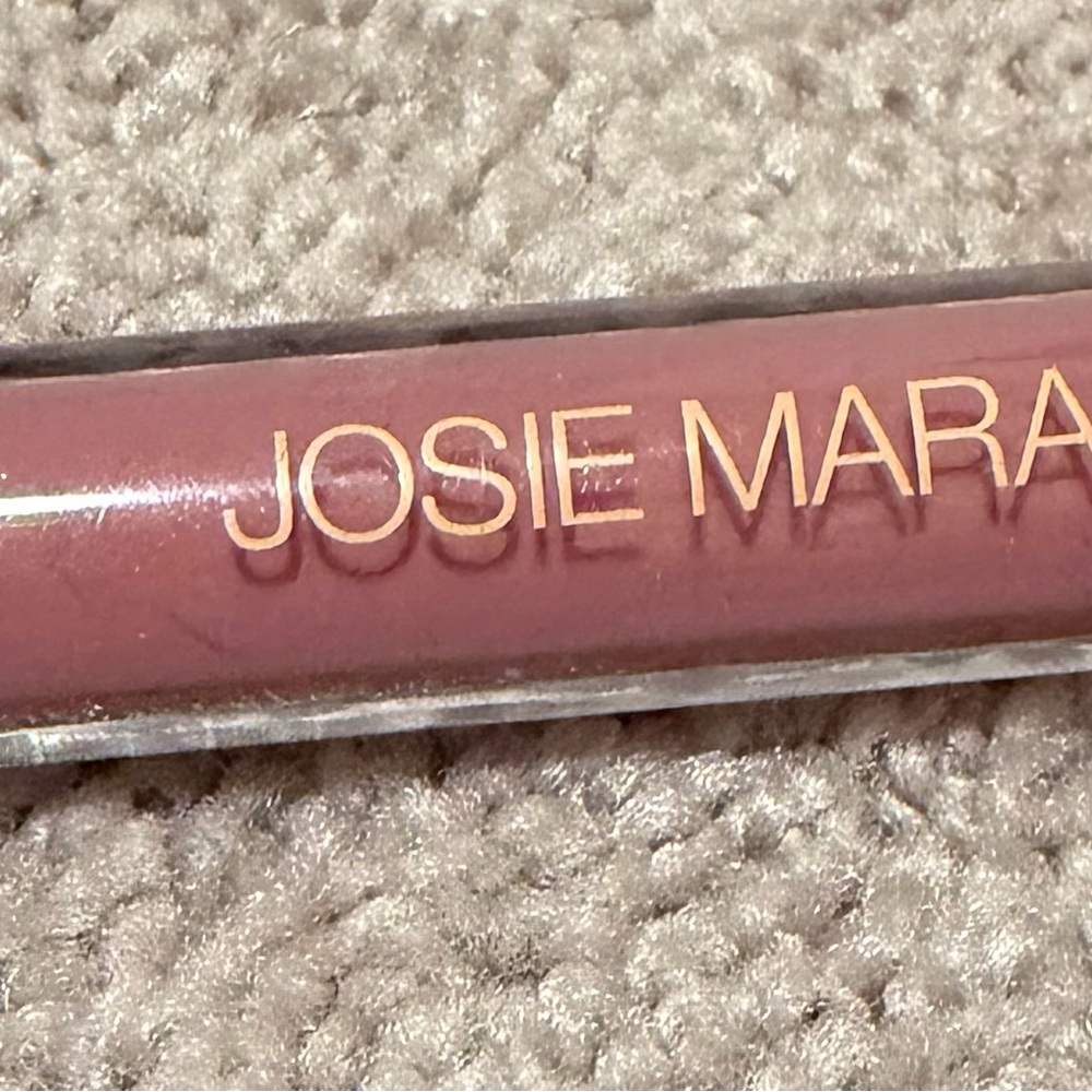 🔥🔥NWT JOSIE MARAN Lip Gloss in Pink Rose